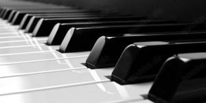 Keyboardunterricht, Klavierunterricht erteilt erfahrener Keyboardlehrer und Klavierlehrer