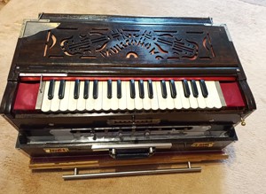 Harmonium mit Scale Changer aus Indien