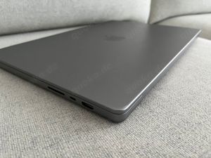 macbook pro m1 max 