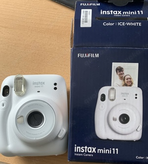 Fujifilm Instax mini 11