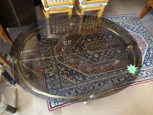 schöner ovaler Couchtisch, Glas + Metall Bild 2