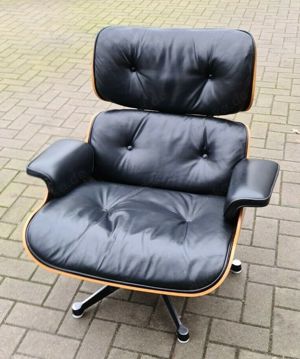 Vitra lounge chair