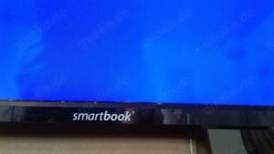 Fernseher 40". Smartboock. Neuwertig.