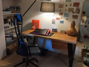 Schreibtisch aus Mangoholz 
