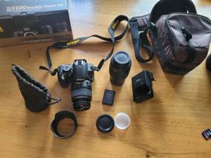 Nikon Spiegelreflexkamera D3100 Double Kit mit Zubehör