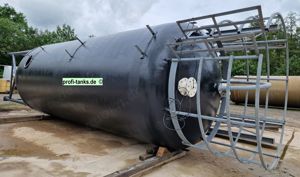 P393 gebrauchtes 45.000 L Polyestersilo GFK mit Unterfahrgestell neu gestrichen Salzsilo Futtersilo