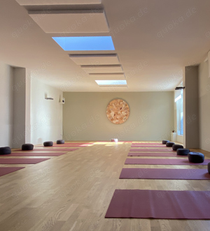 Kursraum für Körperarbeit, Yoga, Tanz und somatische Arbeit Bild 4