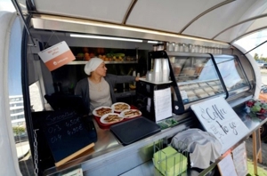 Fast neuer "BUDDY RETRO Large" Food-Truck zu verkaufen Bild 3