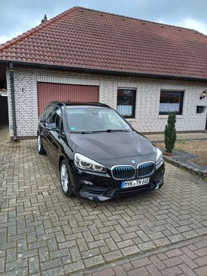 BMW 225 xe Advantage