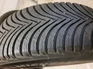 4 Winter Reifen Michelin 195 65 R15 auf Felgen 6,5J 15 H2