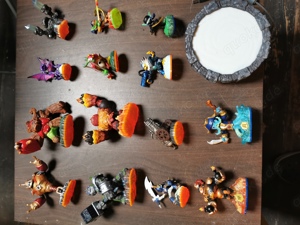 Skylanders figuren + 1 Portal