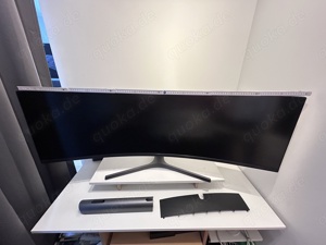 Samsung 49 Zoll (124,20 cm) Curved Gaming-Monitor (5120 - 1440 Pix)