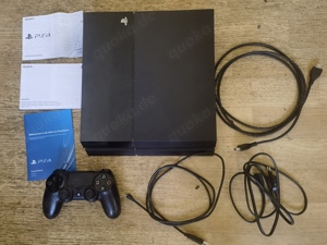 PlayStation 4 slim 500G schwarz - Konsole inkl. 3 Spiele