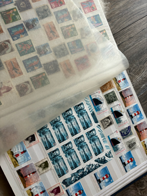 alte Briefmarken Alben mit Briefmarken  Bild 8