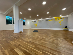 Exklusive Mietfläche in Kirchheim: Perfekt für Büro, Praxis, Sport, Meditation und mehr**