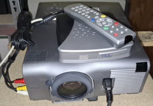 Beamer NEC VT650 bis 7,62m Bilddiagonale, Zoom, optional Kabel-TV  Bild 2