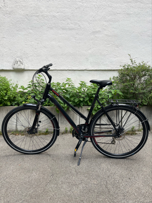 Winora Trekking Fahrrad Damen 28" in schwarz