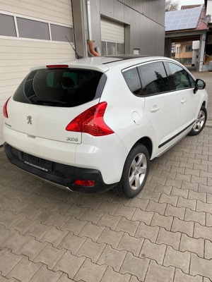 Peugeot 3008 Platinum 155THP Vollausstattung