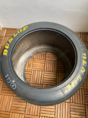Formel 1 Reifen Dunlop mit Glasplatte - Tisch Bild 9
