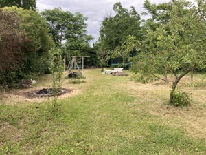 Wiesbaden-Biebrich Friedhof 1.200m  Garten ab sofort zu verpachten