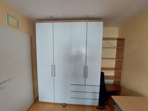 Kleiderschrank weiß