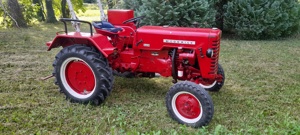  Traktor IHC 214