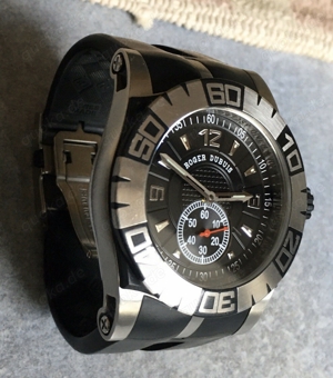 Roger Dubuis Easy Diver Limited Edition 888 - Automatic All Steel 46mm