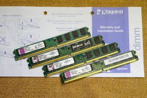 Kingston RAM-Speicher KVR800D2N5 2G Slim Low Profile