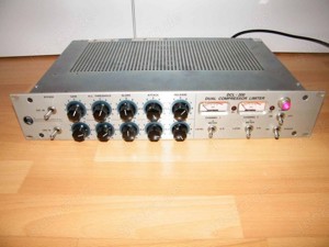 Summit Audio DCL 200 Compressor - Audio Kompressor