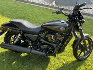 Harley Davidson 750 Street