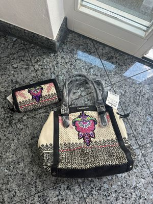 Nagel neues Desigual Set