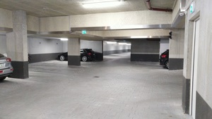 großer Stellplatz, Tiefgarage, Garage, Oldtimer, Neubau, Innenstadt, Zentrum