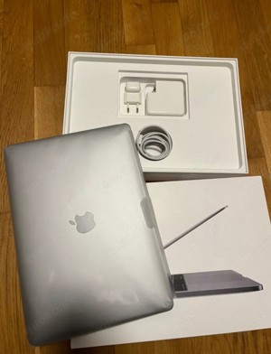 Apple MacBook Pro 