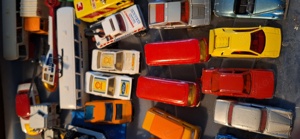 Über 50 Matchbox und Majorette Spielzeugautos