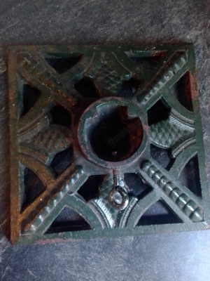 DDR Weihnachtsbaumständer