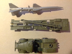 DDR NVA Militär Metallspielzeug Bild 2