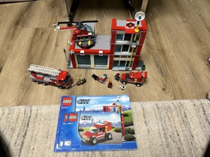 LEGO City Feuerwehr - Hauptquartier 60004