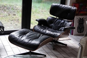 Original charles eames lounge chair