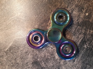 Fidget Spinner- Regenbogenoptik