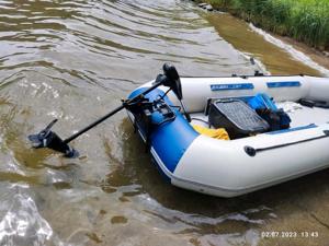 Neuwertiges Schlauchboot