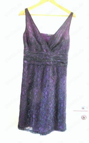 schwarzes Cocktailkleid mit lila durchsch Futter Esprit Gr. 36 38