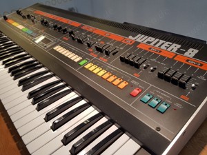 Roland Jupiter 8  The Dream Machine, Fully Working, With Midi