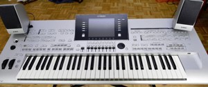 Keyboard Yamaha Tyros 4