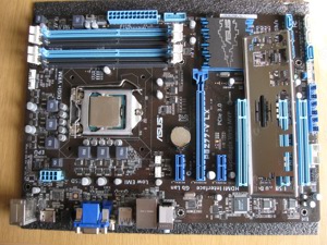 Asus P8Z77-V LX  Sockel 1155