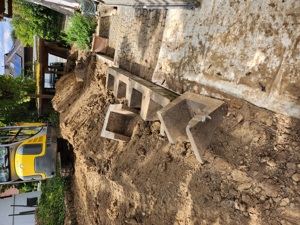 Beton U-Steine zu verschenken 