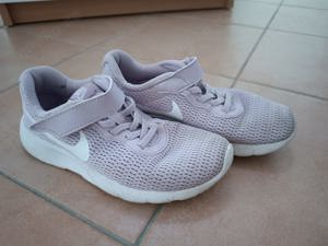 Nike Tanjun Tennis 844868-500 Gr33