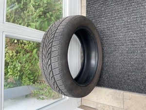 Sehr gut erhaltene, wenig gebrauchte Winterreifen! Bild 3