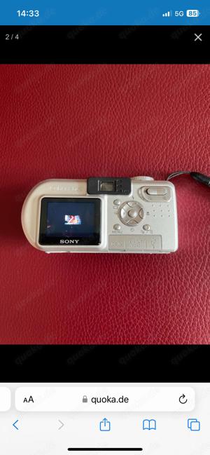 Sony Cybershot 3.2 mit Ladekabel Bild 3