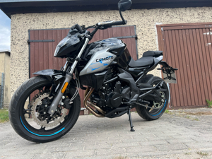 Motorrad CFMoto NK650 Kawasaki KTM Bike