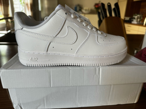 Nike Air Force 1 weiß neu mit Etikett Größe 37 38 Sneaker Schuhe